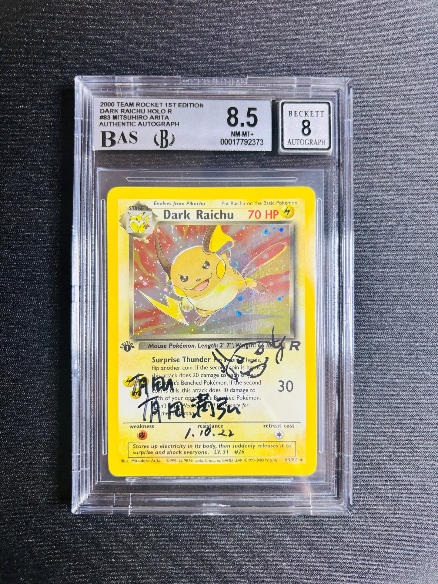 2000 TEAM ROCKET 1ST EDITION DARK RAICHU HOLO R #83 MITSUHIRO ARITA AUTHENTIC AUTOGRAPH BGS 8.5/8
